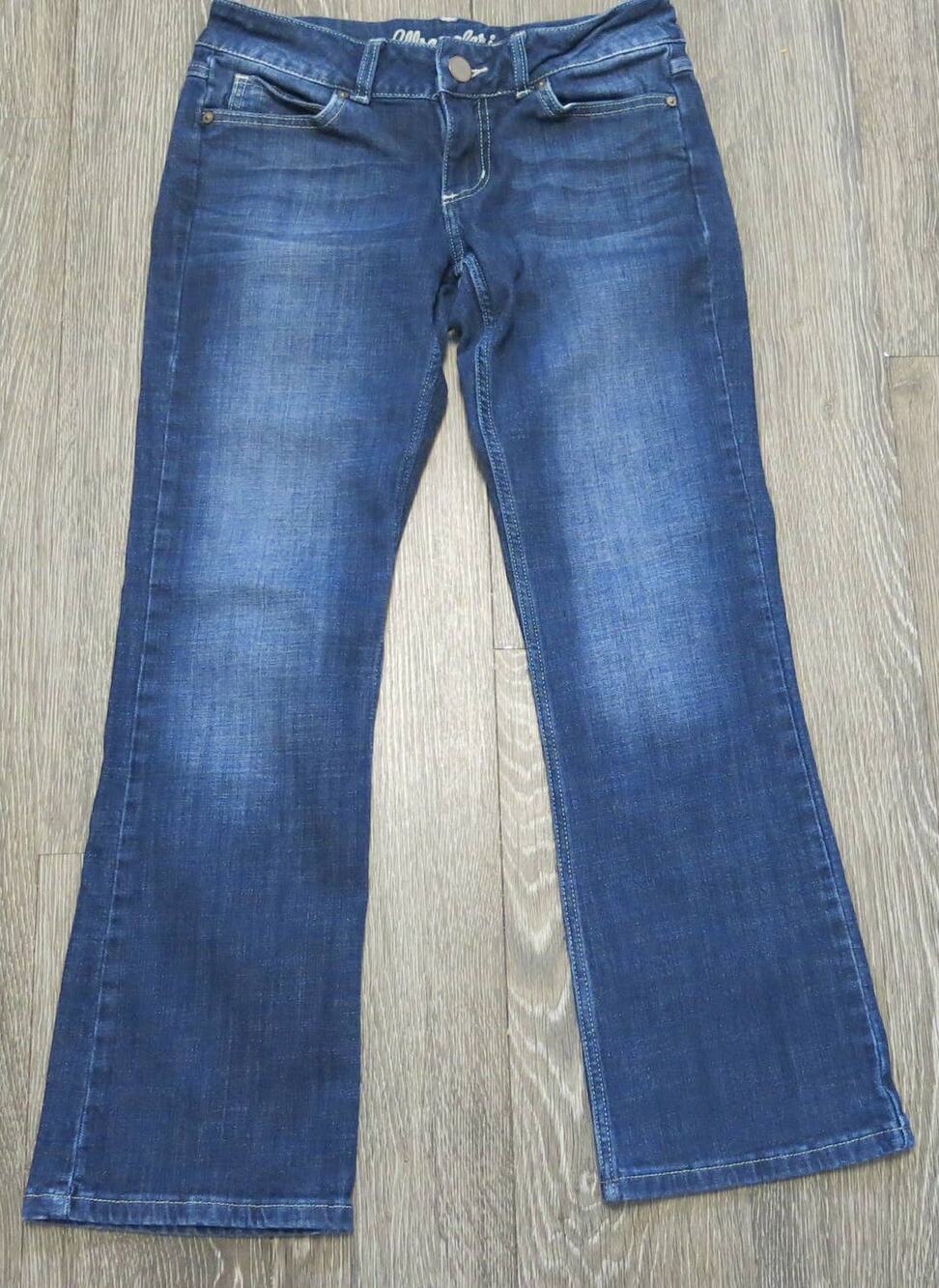 WRANGLER BOOT CUT Jeans Size 5x30 Women Western Medium Wash Blue Low Rise